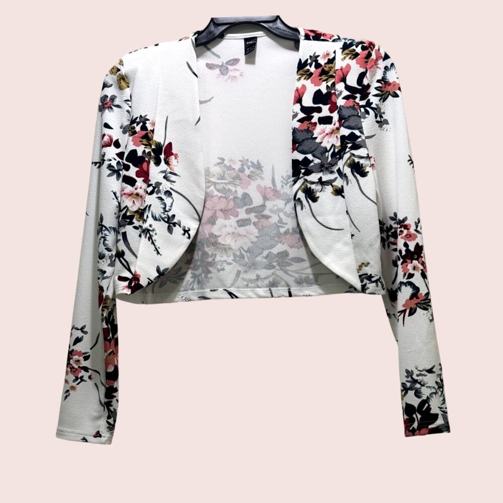 Women Floral Cream Shrug Size XL